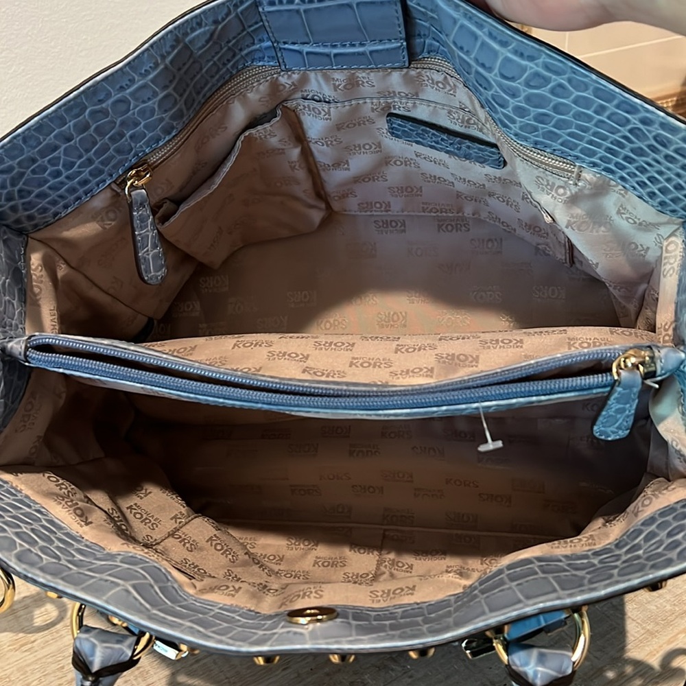Michael Kors Denim & Croc Embossed Blue Leather Handbag Crossbody NWOT - Picture 8 of 10